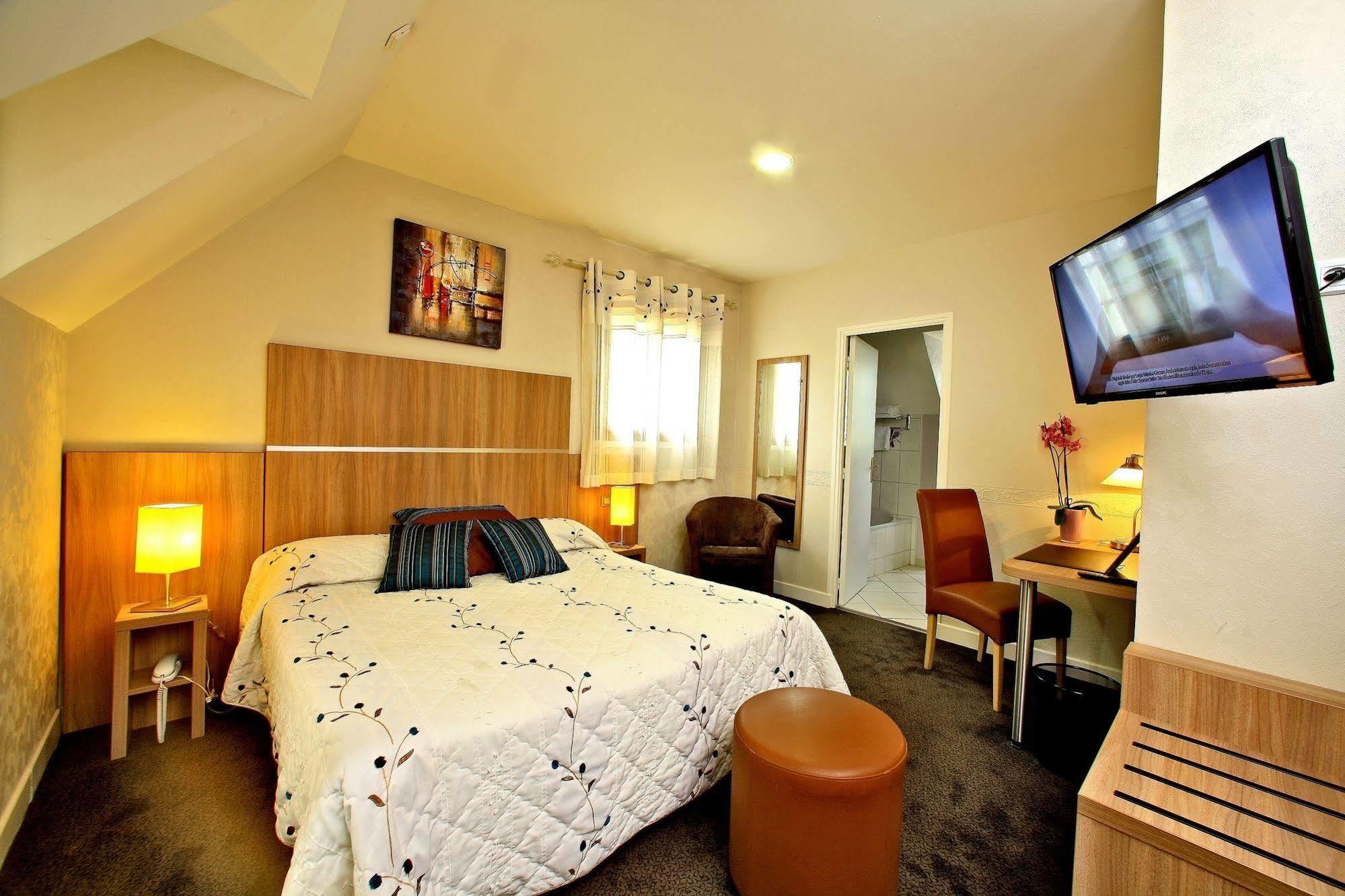 Hostellerie Du Causse Грама Екстериор снимка